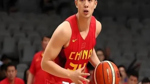 43岁少帅掌舵皇马，2亿豪资助力，师徒携手冲刺欧冠三连霸